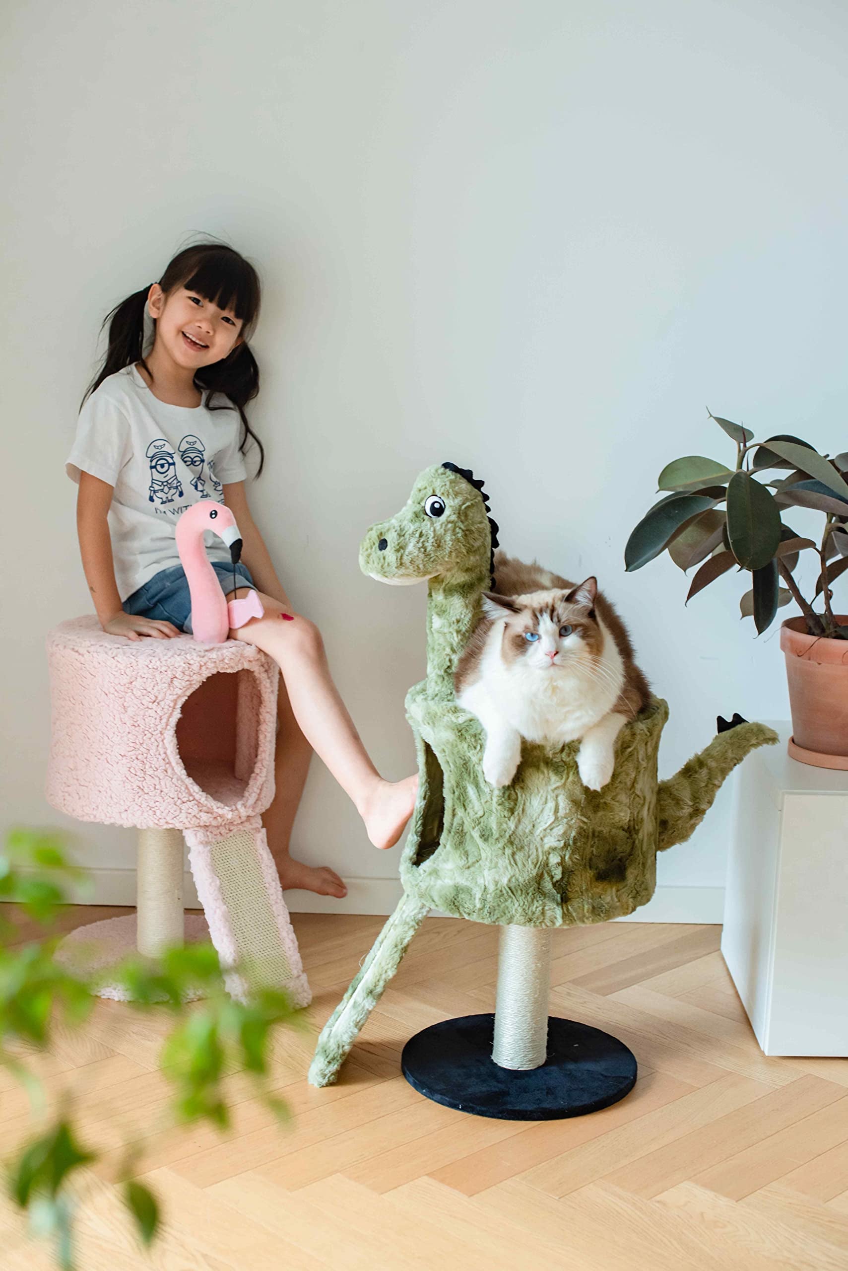 Catry Flamingo Cat Tree with Scratching Pad