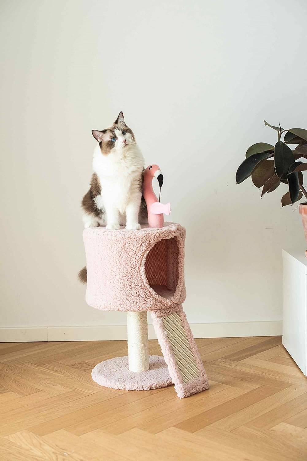 Catry Flamingo Cat Tree with Scratching Pad