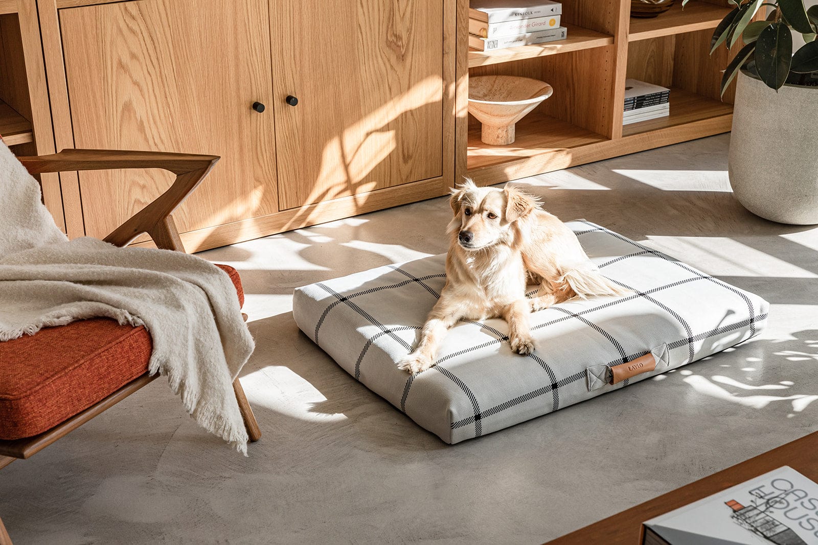 White Plaid | Designer Dog Bed – Orthopedic, Washable & Removable Cover