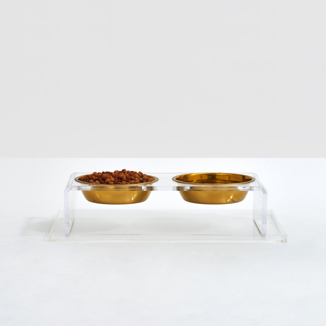 Raised Hiddin acrylic feeder for cats and dogs