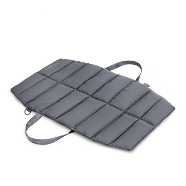 http://wunderpetscompany.com/cdn/shop/products/miacara-strada-dog-travel-mat_1024x.jpg?v=1632422852