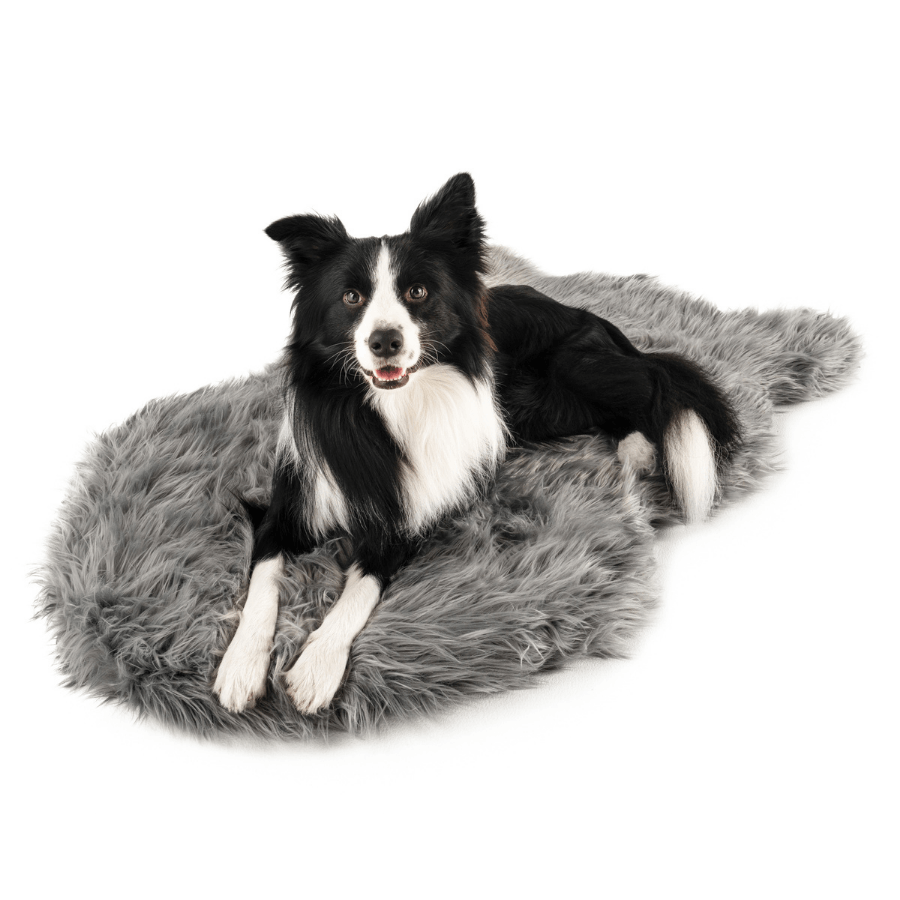 PupRug faux fur orthopedic dog bed in charcoal grey, photo 3