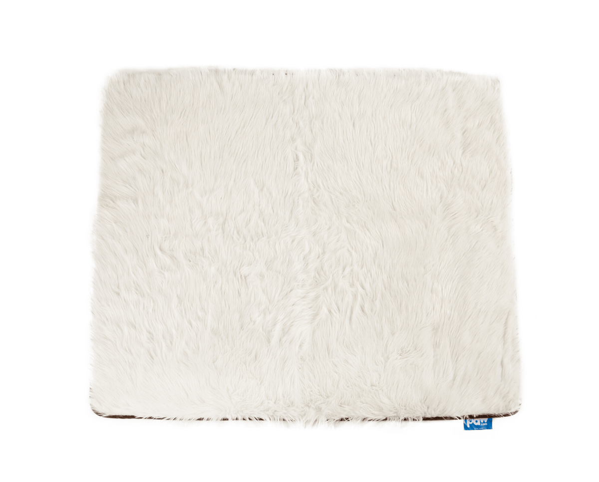 PupProtector waterproof dog blanket in polar white, photo 3