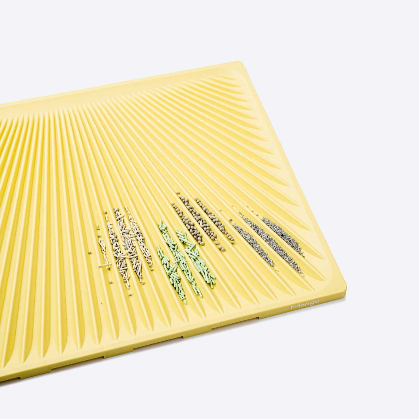 Customizable Litter Mat With Clips