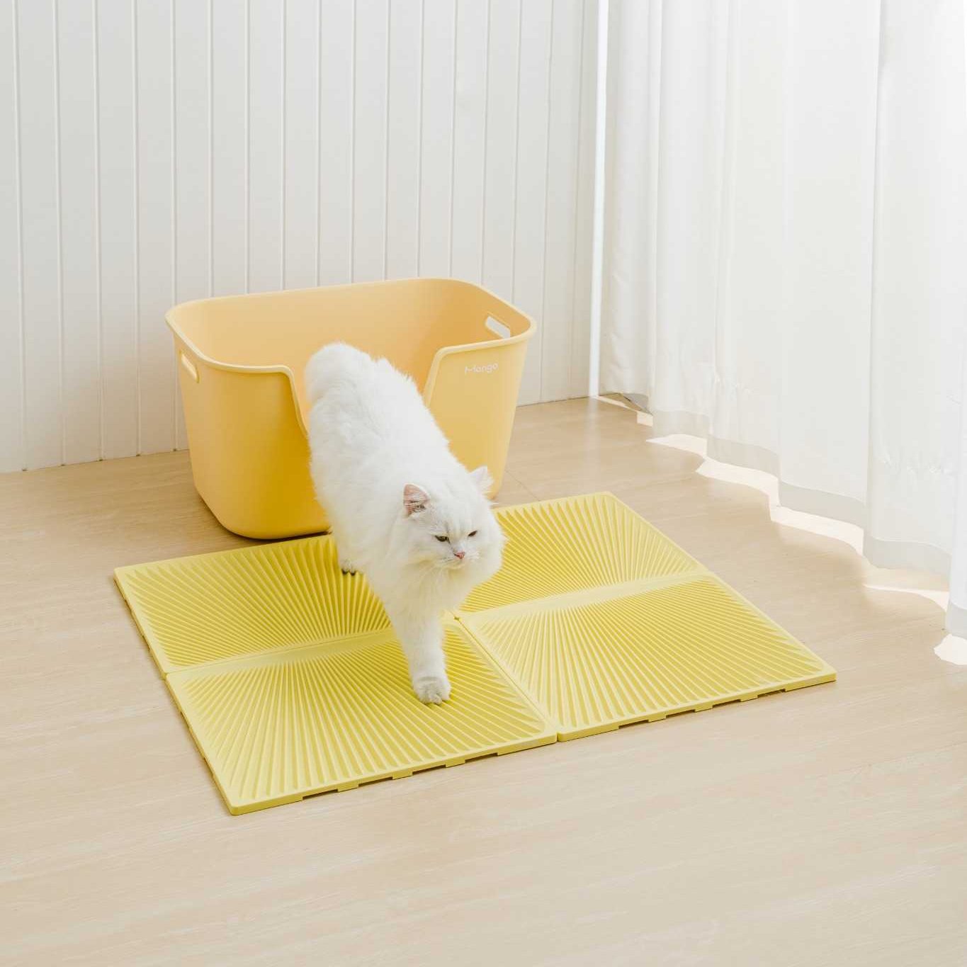Customizable Litter Mat With Clips
