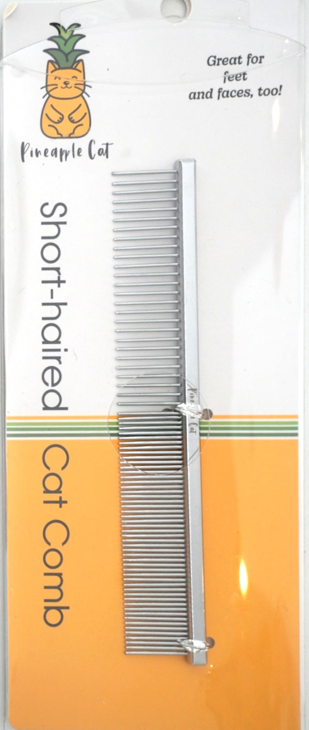 Short-Haired Cat Comb For Detangling & Shiny Fur