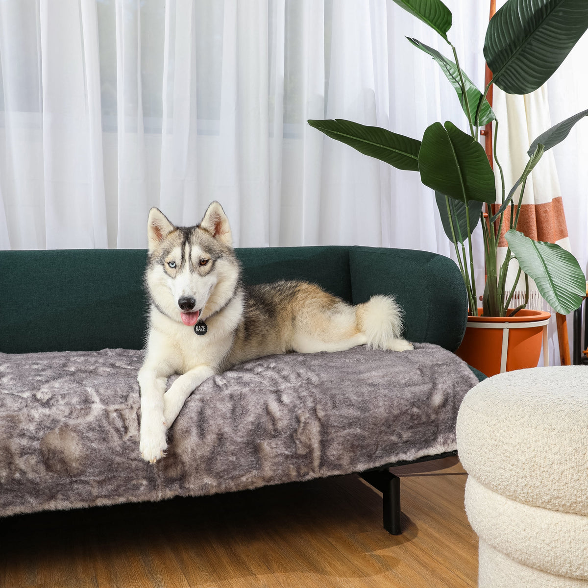 PupProtector luxe waterproof bed runner in chinchilla faux fur, photo 11