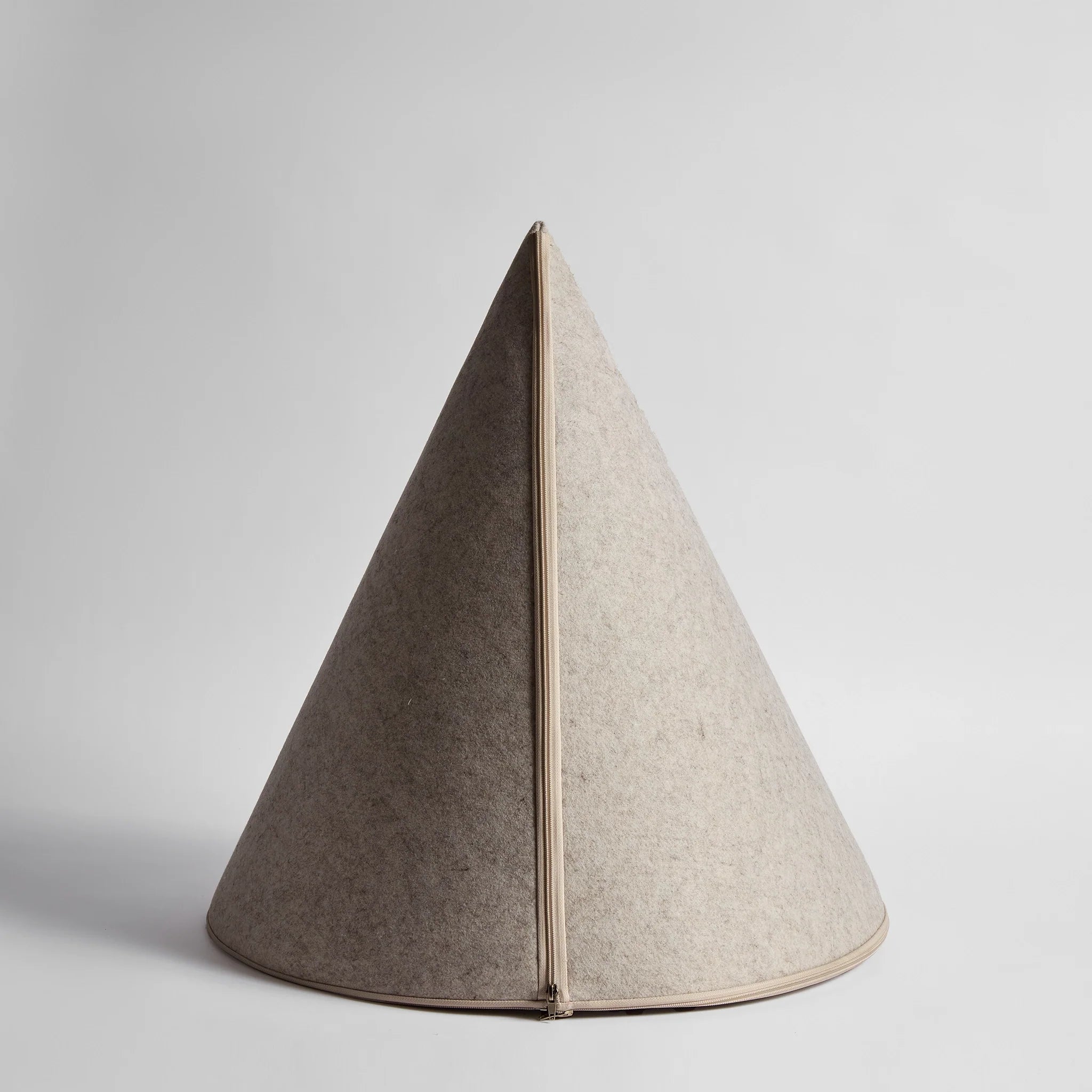 Cone shaped pet bed for dogs
