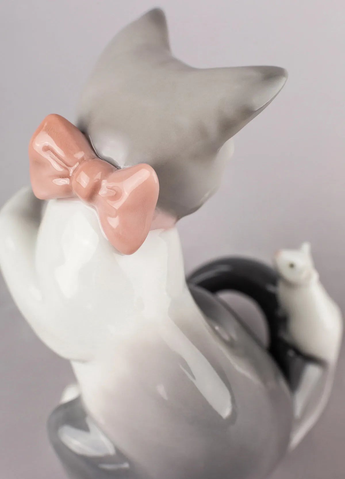 Lladro Porcelain Cat and Mouse Figurine