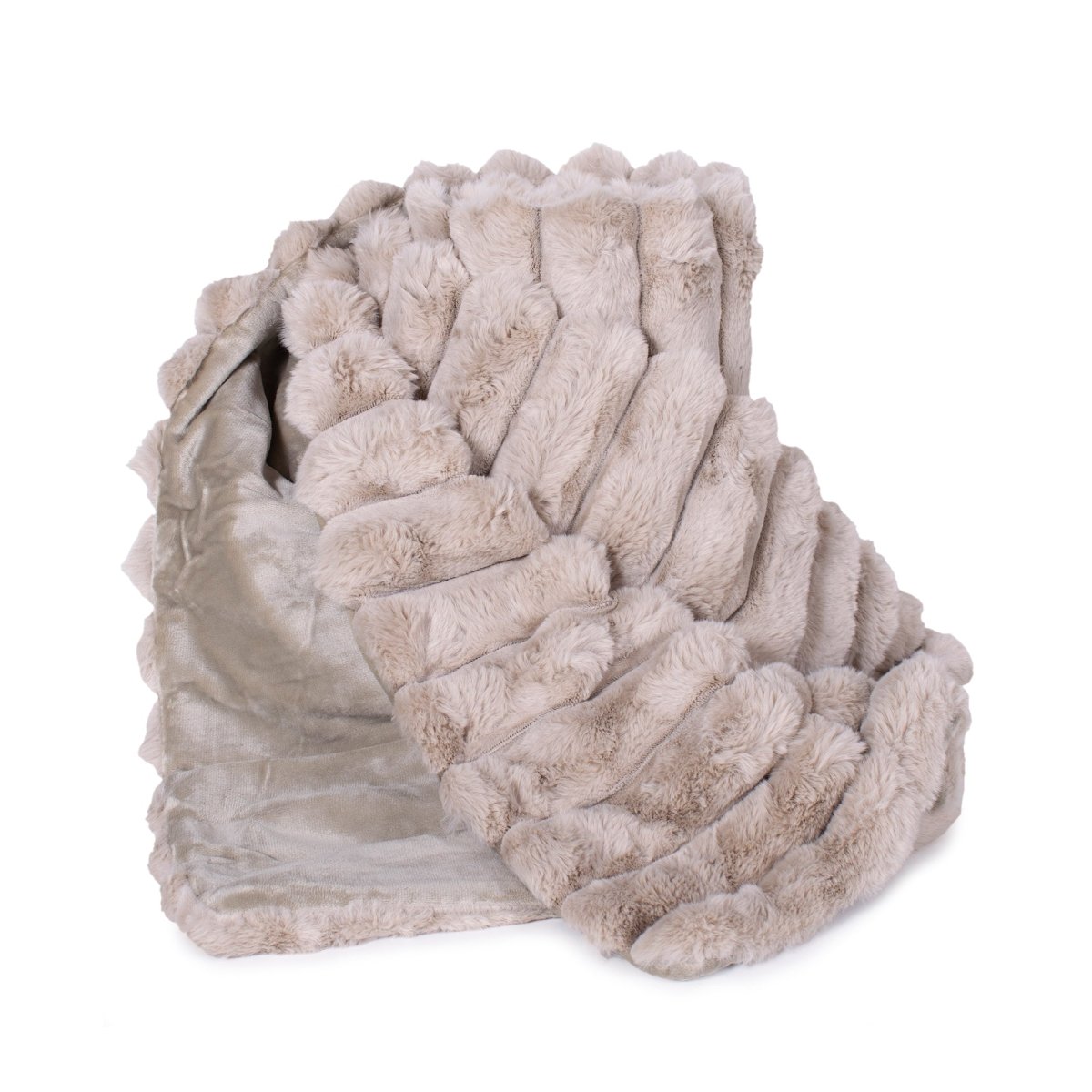 Luxury Faux Fur NonToxic Throw For Cats & Dogs