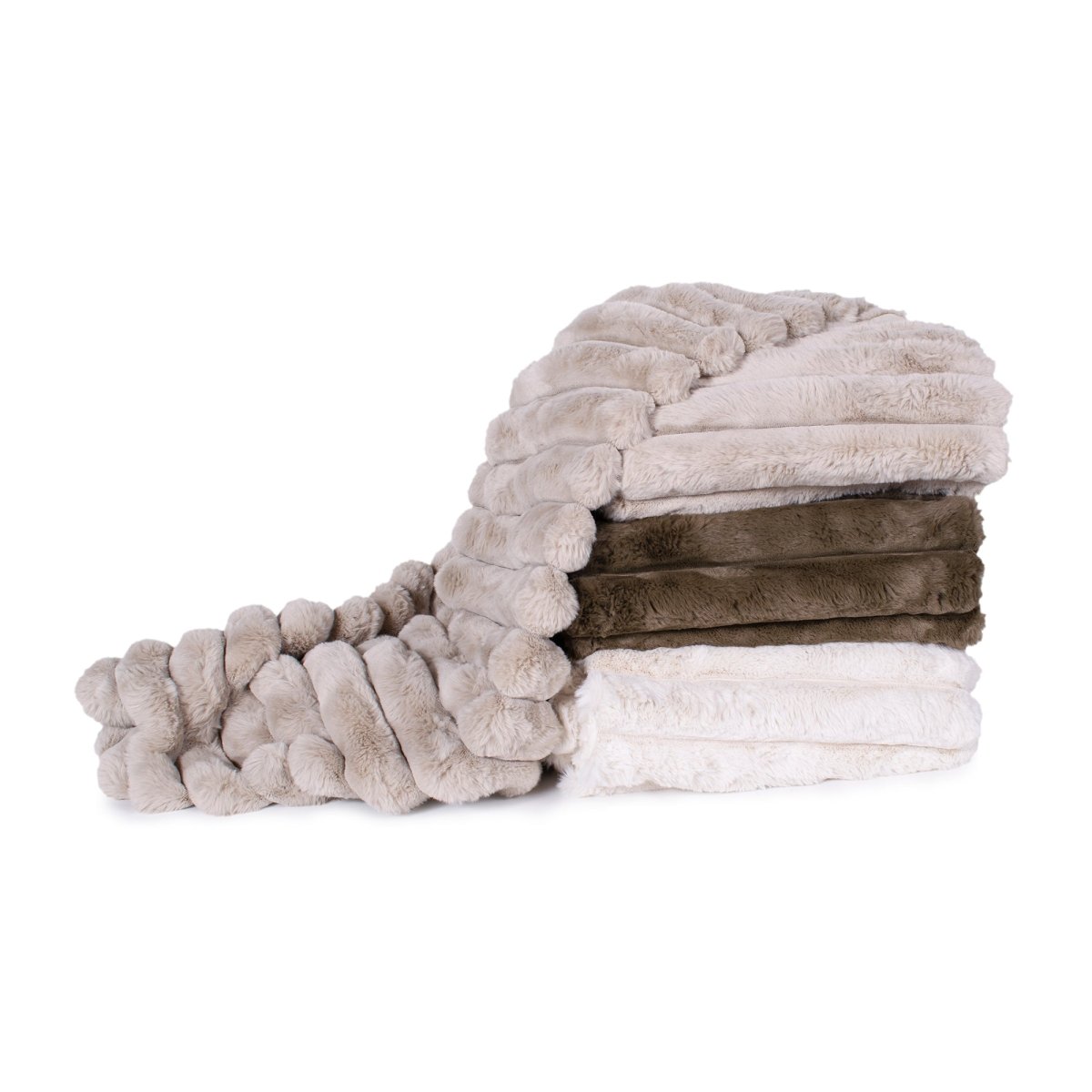 Luxury Faux Fur NonToxic Throw For Cats & Dogs