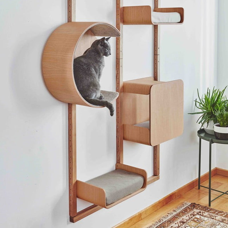 Miacara Alto Designer Cat Tower in Oak Wood