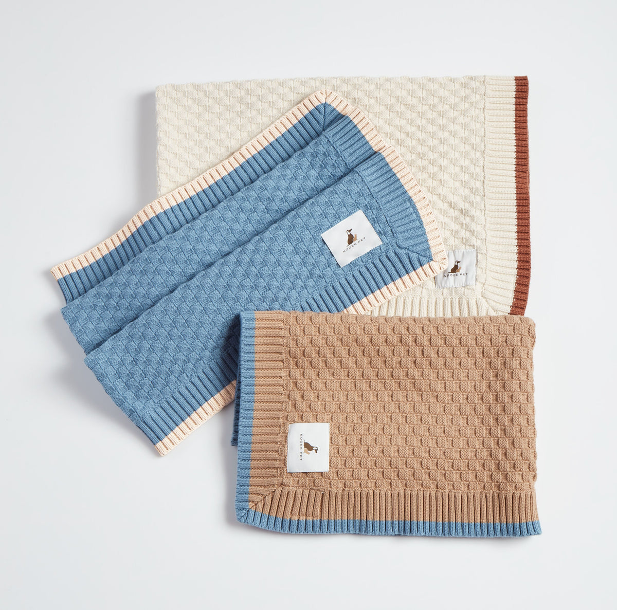 Nooee Pet Cory Organic Cotton Blanket in Blue