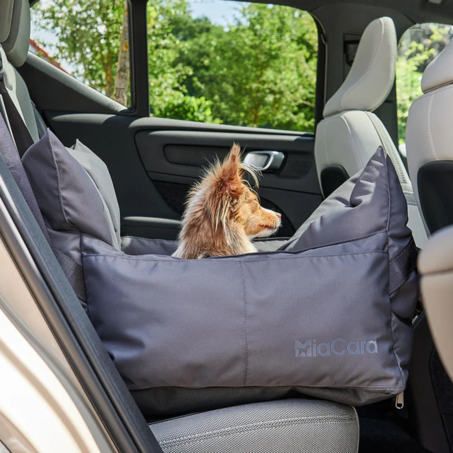 Viaggio Car Seat And Travel Bed For Dogs