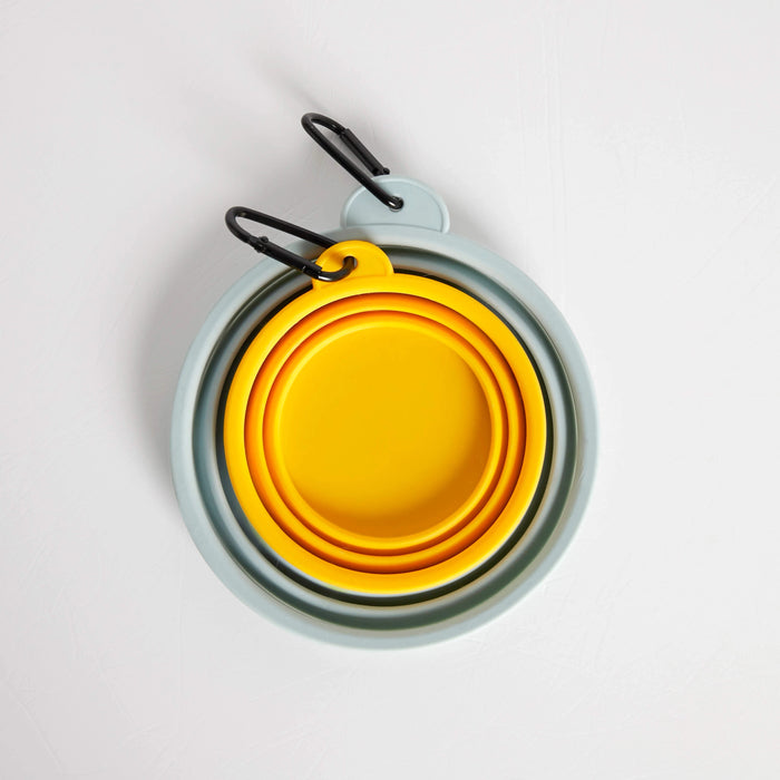 Collapsible og travel bowls for food and water
