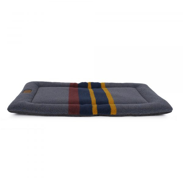 Pendleton Lake Vintage Camp Comfort Dog Cushion