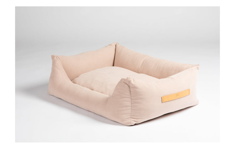 2.8 Designs For Dogs From Italy Makes The Most Stylish Dog Beds