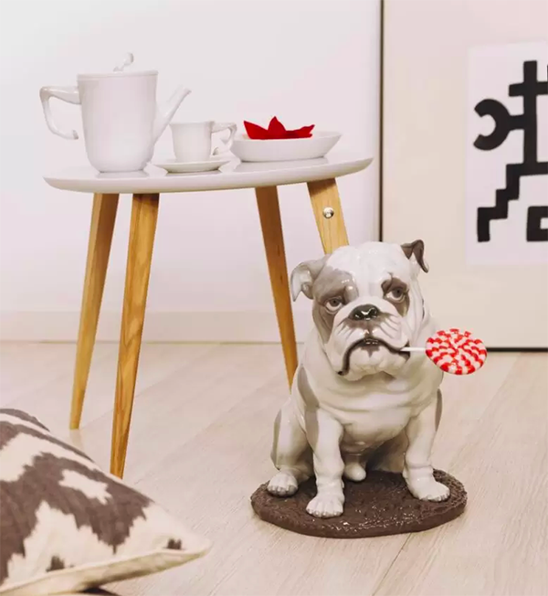 Life size bulldog figurine from Lladro porcelains makes the best gift for dog lovers