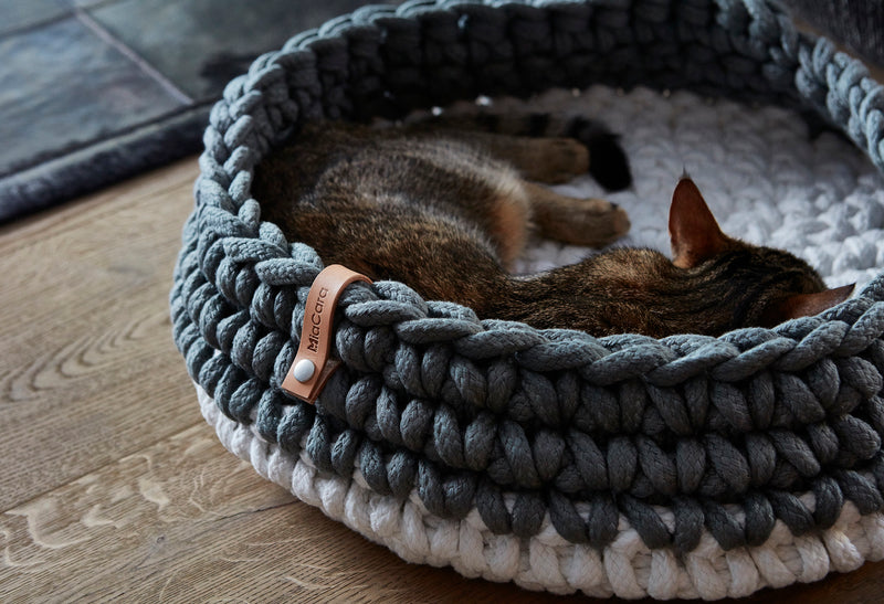 Stylish cat bed from Miacara