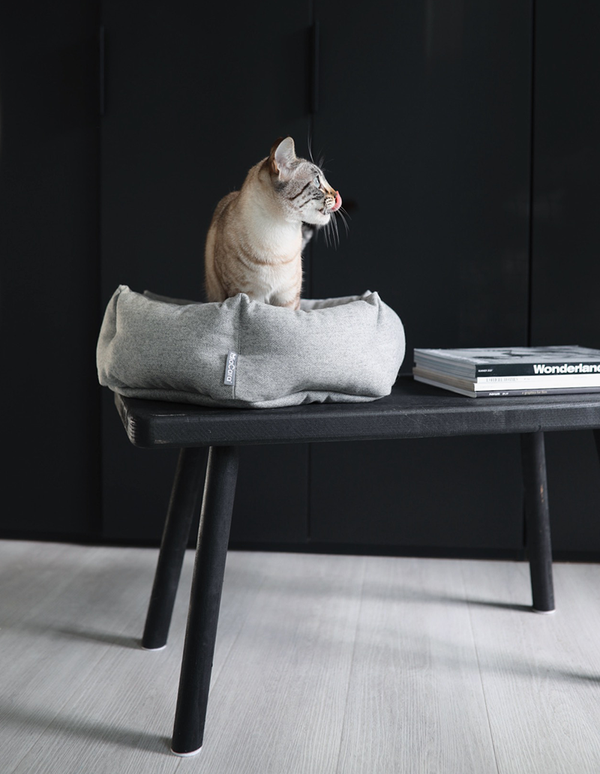 MiaCara Calma Cat Bed Hexagon - Dark Grey
